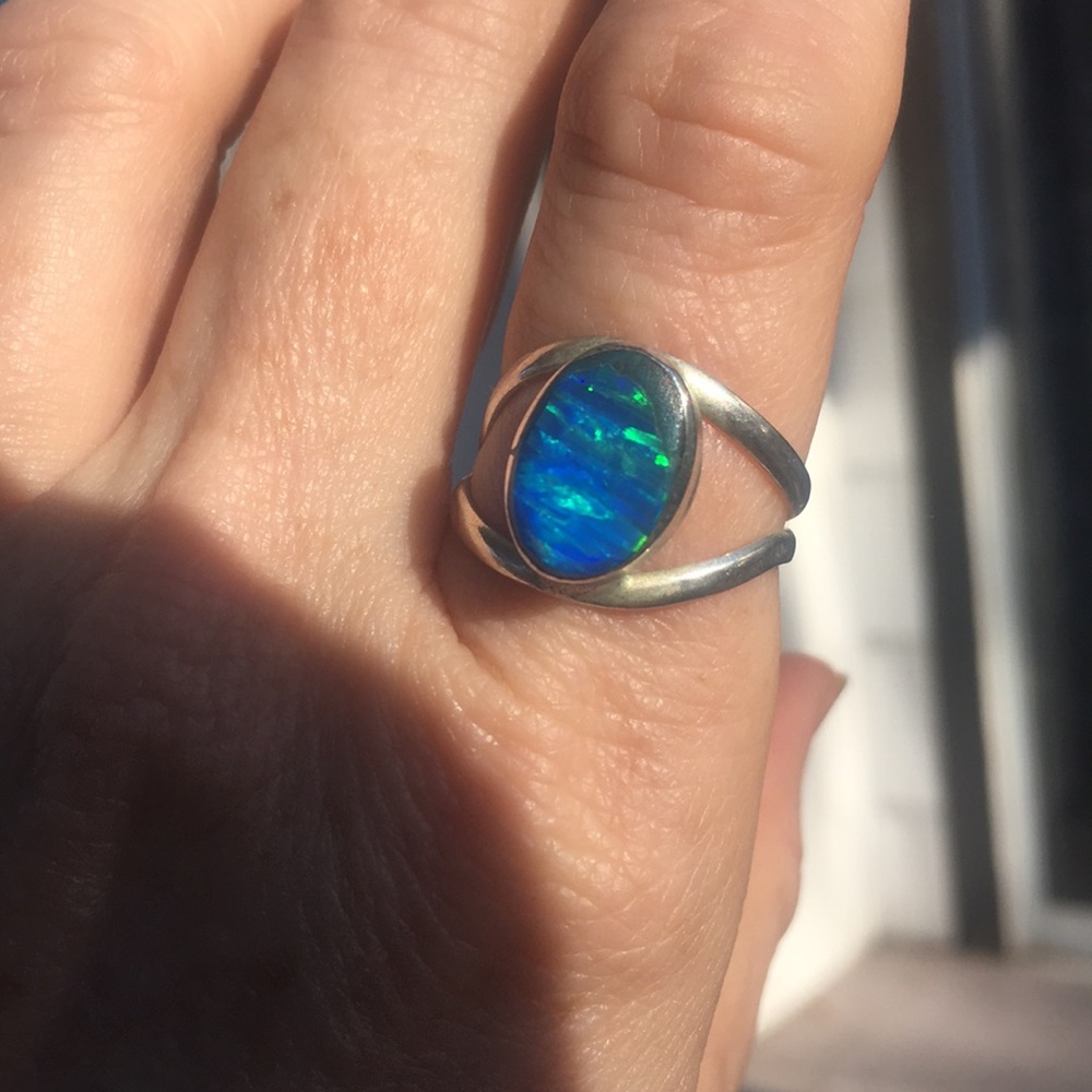 Aqua fire opal in 925